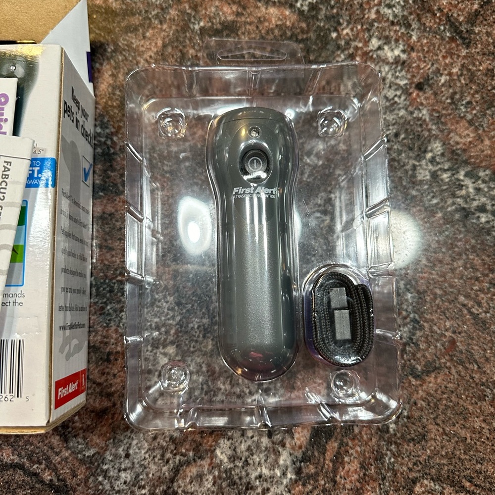 New in box First Alert Bark Genie - Picture 7 of 8